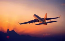 Xem xét tăng phí phục vụ khách trên chuyến bay nội địa