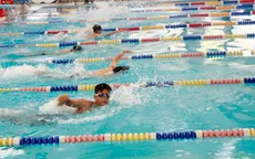 400 vận động viên tham gia tranh tài tại Giải bơi Thanh thiếu niên Hà Nội