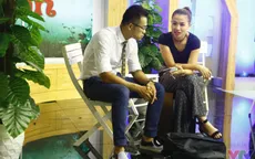 MC Vũ Trang tất bật cho Café sáng cuối tuần