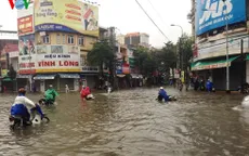 6 tỉnh miền Trung xin hỗ trợ khẩn cấp để chống lũ