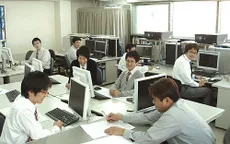 Thủ đô Tokyo cấm viên chức làm việc ở văn phòng sau 8h tối