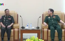 Bộ trưởng Bộ Quốc phòng Ngô Xuân Lịch tiếp Quốc vụ khanh Bộ Quốc phòng Campuchia
