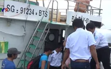 Cứu 15 ngư dân gặp nạn trên biển Trường Sa