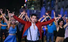 Phạm Hồng Phước gây chú ý với màn nhảy flashmob trong MV "Việt Nam đi, hôn và yêu"