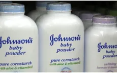Johnson & Johnson vướng bê bối chất lượng sản phẩm