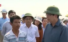 Bộ trưởng Cao Đức Phát kiểm tra tình hình sản xuất và tiêu thụ hải sản tại TT-Huế