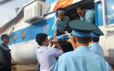 Trực thăng đưa bệnh nhân bị hôn mê từ Trường Sa về TP.HCM cấp cứu