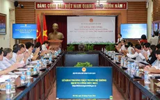 Xin giấy phép tổ chức thi Hoa hậu chỉ bằng một cú nhấp chuột