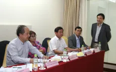 Phó Tổng Giám đốc Đài THVN thăm các giám khảo chấm thi tại LHTHTQ lần thứ 36