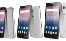 Alcatel trình làng 3 mẫu smartphone mới hỗ trợ selfie buổi tối