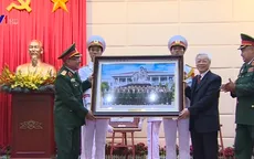 Tổng Bí thư: “Bất luận hoàn cảnh, tình báo quốc phòng chỉ được phép mạnh lên”