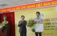 Tài xế Phan Văn Bắc nhận Huân chương Dũng cảm của Chủ tịch nước