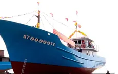Hạ thủy tàu vỏ thép đầu tiên theo Nghị định 67 ở Quảng Trị