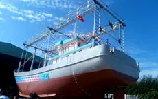 Bàn giao tàu cá vỏ thép thứ 5 cho ngư dân Phú Yên