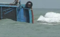 Hai tàu cá Quảng Ngãi bị giông lốc đánh chìm