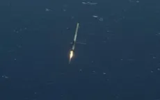 Tên lửa Falcon 9 hạ cánh thành công trên biển