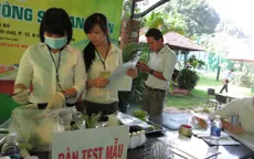 Hàng trăm gian hàng trưng bày tại Chợ phiên nông sản lần 5