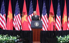Tổng thống Obama xúc động trước sự thân thiện của người dân Việt Nam