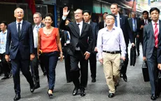 Tổng thống Pháp Francois Hollande thăm phố cổ Hà Nội