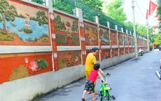 Người dân biến tường rác thành tranh nghệ thuật