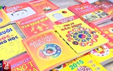 Cảnh giác với sách bói toán, tử vi trước cổng chùa