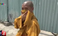 Sư giả đi khất thực "nhan nhản" tại TP.HCM