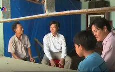 Nỗ lực vận động trẻ em vùng hạn mặn đến trường