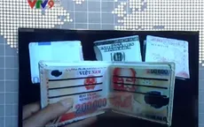 Tràn lan quảng cáo rao bán ví in hình tiền trên mạng xã hội