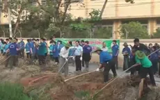 Hơn 700 người dân TP.HCM vớt rác, khơi thông dòng chảy kênh rạch