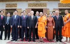 Tổng Bí thư thăm Đại Tăng thống Tep Vong và Bukri của Campuchia