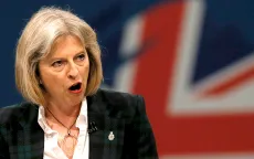 Thủ tướng Theresa May không từ chức sau thất bại ở bầu cử Anh