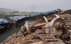 Ấn Độ: Tàu hỏa trật đường ray, 13 người bị thương