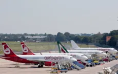 Air Berlin bỏ nhiều tuyến đường bay dài sau khi phá sản