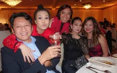 Việt Hương viết thư tay, cúi đầu xin lỗi vì diễn hài tục tĩu