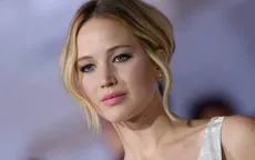 Jennifer Lawrence thú nhận chưa từng được “khóa môi” trong đêm giao thừa
