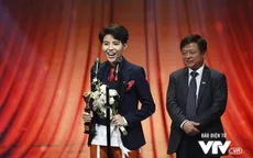 Vũ Cát Tường gọi tên fan khi giành giải tại VTV Awards 2017