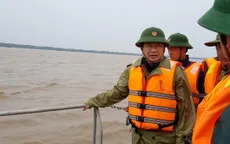 Phó Thủ tướng Trịnh Đình Dũng kiểm tra công tác ứng phó bão số 16