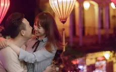 Trấn Thành, Hari Won khám phá cảnh đêm Hội An