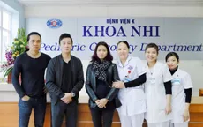 220 triệu đồng từ liveshow Trần Lập - Hẹn gặp lại được trao cho bệnh nhi ung thư