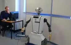 Alyx - robot giúp người tự kỷ làm việc