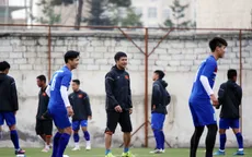 ĐT Việt Nam thích nghi tốt với với mặt sân nhân tạo tại Tajkistan