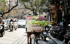 Người nước ngoài nói gì về hàng rong vỉa hè?