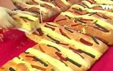 Hàng nghìn người Mexico tụ tập thưởng thức bánh Vua khổng lồ