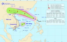 Bão Pakhar gây gió giật cấp 11, áp sát biển Đông