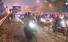 Hà Nội lắp barie vỉa hè ngăn xe máy: Thuận tiện hay bất tiện?