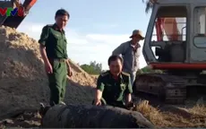 Quảng Trị: Phát hiện bom nặng 400kg tại ruộng lúa