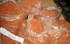 Cách phân biệt bột ớt thật và bột ớt nhuộm phẩm màu
