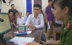 Bộ Công an giải đáp thắc mắc về thay đổi ngày sinh, xác nhận số CMND