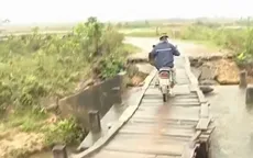 Bất an từ những cây cầu tạm sau lũ