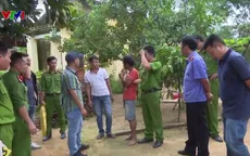 Mâu thuẫn lúc rượu say, cha đâm chết con trai